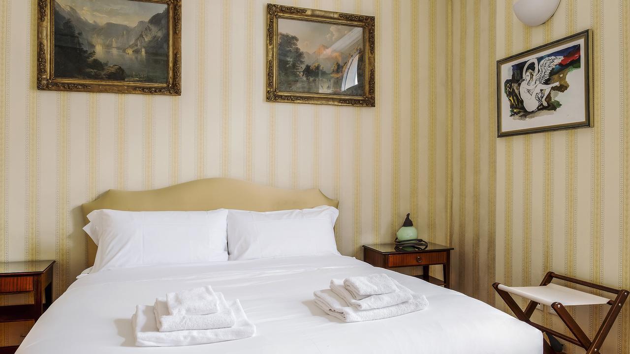 Hotel Piacenza Милан Экстерьер фото